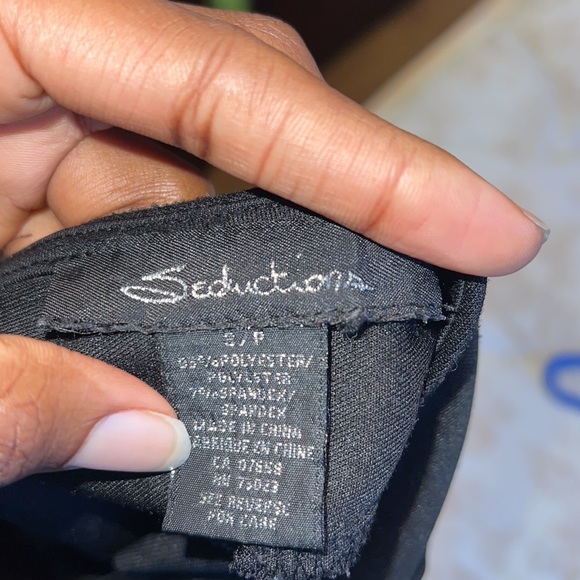 Seductions black fitted dress. US 4. - Picture 6 of 6